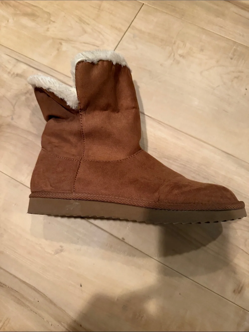 Old Navy Chestnut Brown Faux-Shearling Winter Boots